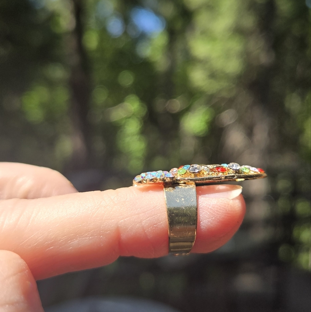Multi Colored Ornate Gold Bow & Crown Nail Ring - Picture 7 of 8